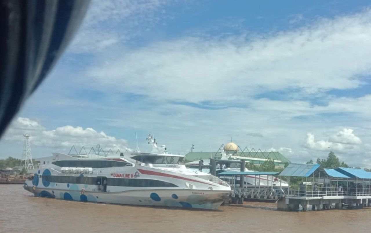 Kapal Dumai Line 9 Tujuan Batam-Dumai Tabrak Pulau Akibat Hilang Kendali