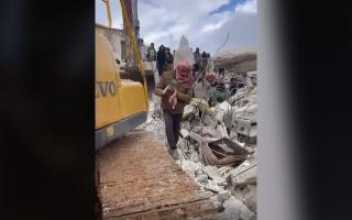 Bayi Baru Lahir Selamat dari Gempa Dahsyat di Suriah, Videonya Viral