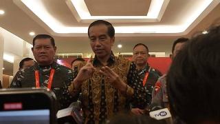 Jokowi Ingatkan TNI-Polri Cegah Ekspor Timah dan Bauksit Ilegal 