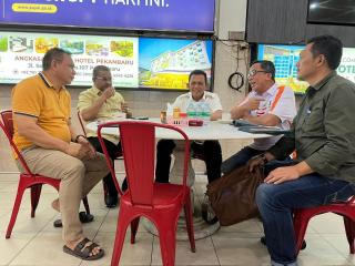 Gubernur Ansar Temui GM PLN di Riau Bahas Program Kepri Terang