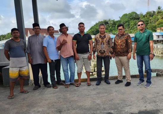 Daeng Ganda Kunjungi Desa Tanjung Setelung di Serasan