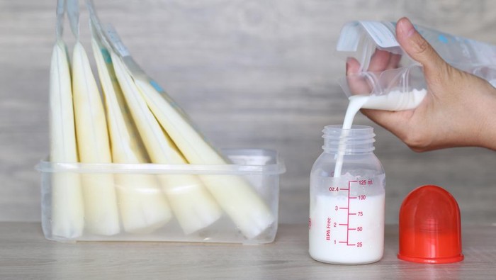 Viral Ibu-ibu Jual ASI Buat Pria Berotot Gemar Fitness