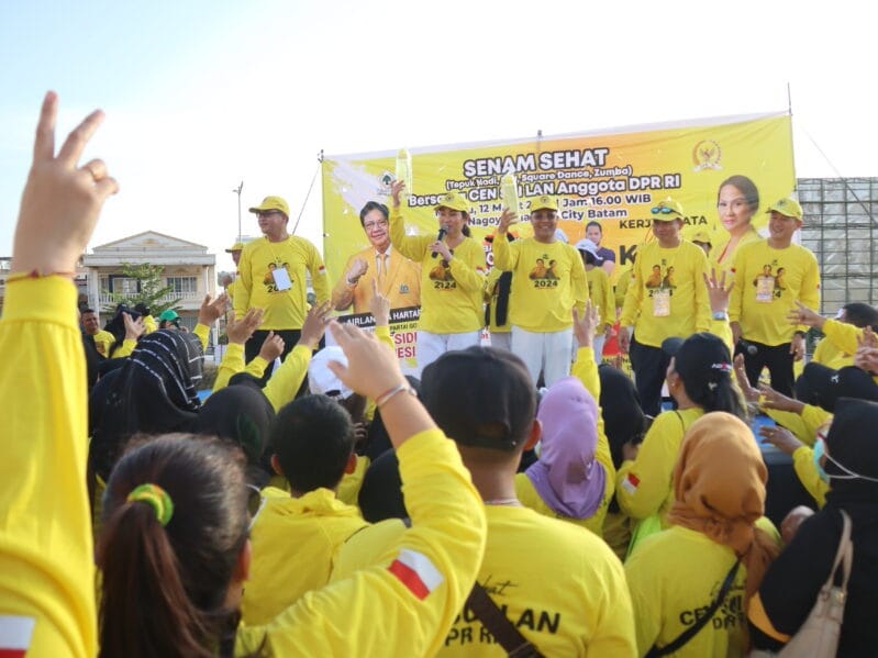 Ratusan Warga Antusias Ikuti Senam Sehat Bersama Cen Sui Lan