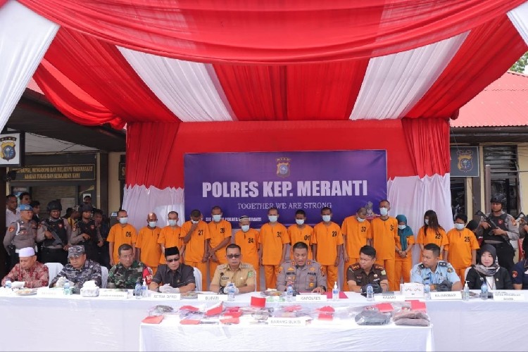 Polres Meranti Ringkus Komplotan Pengedar Narkoba hingga Human Trafficking