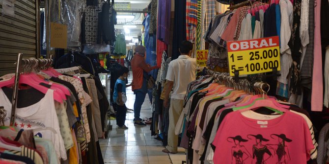 Jerit Pedagang di Sumbar Imbas Pelarangan Impor Pakaian Bekas