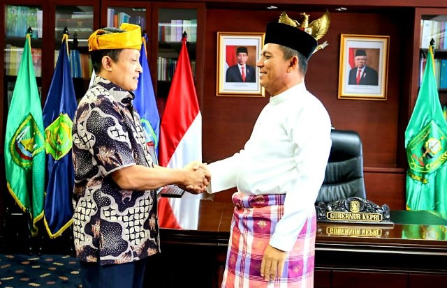 Gubernur Ansar Silaturahmi dengan Kajati Kepri Rudi Margono, Ingin Kolaborasi Tetap Terjaga