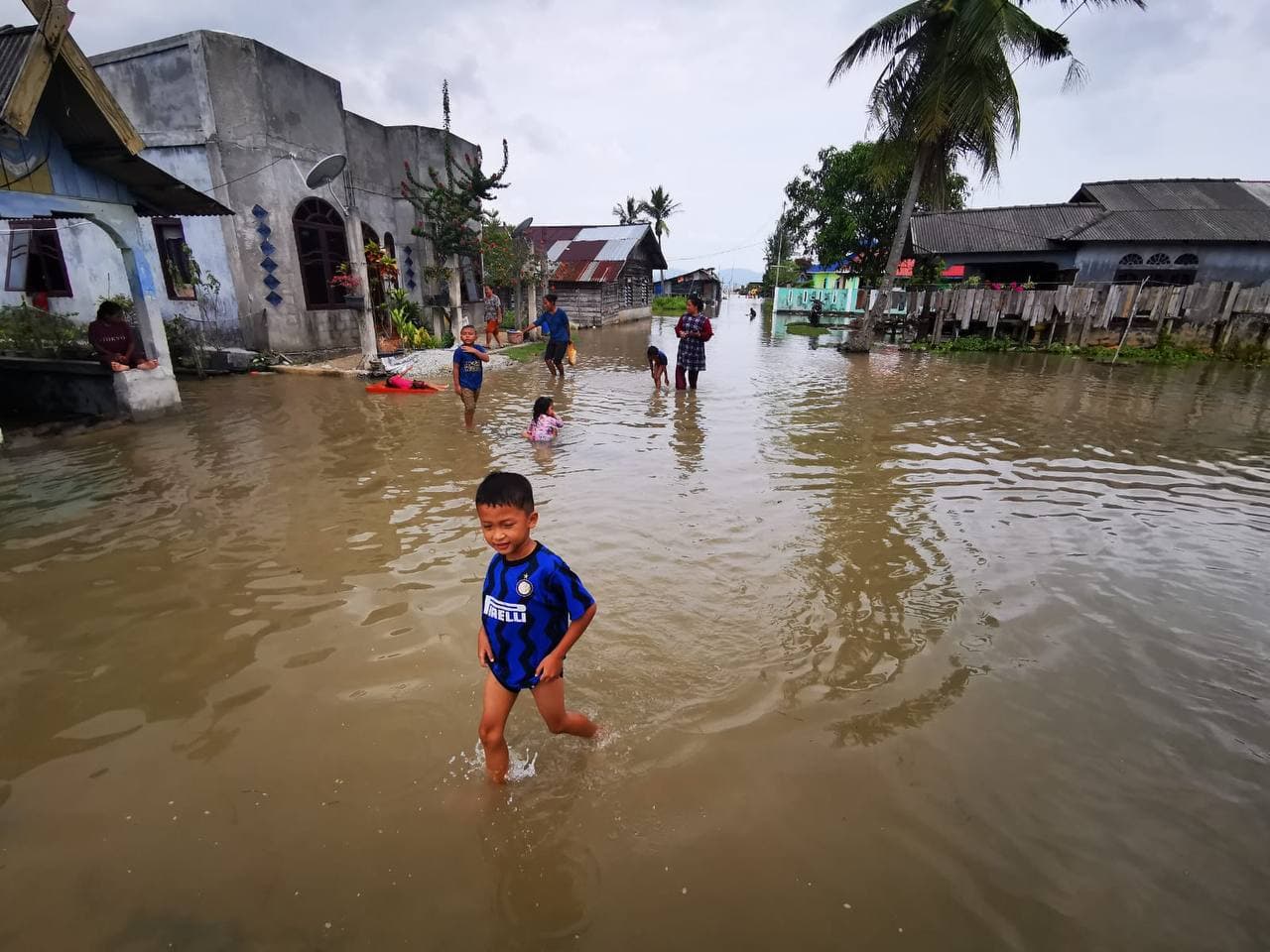 Tanjungbalai Karimun Terendam Banjir Sejak Subuh