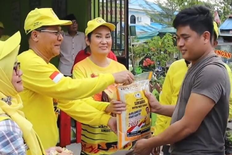 Berkah Ramadan, Cen Sui Lan Tebar Ribuan Paket Beras di Batam