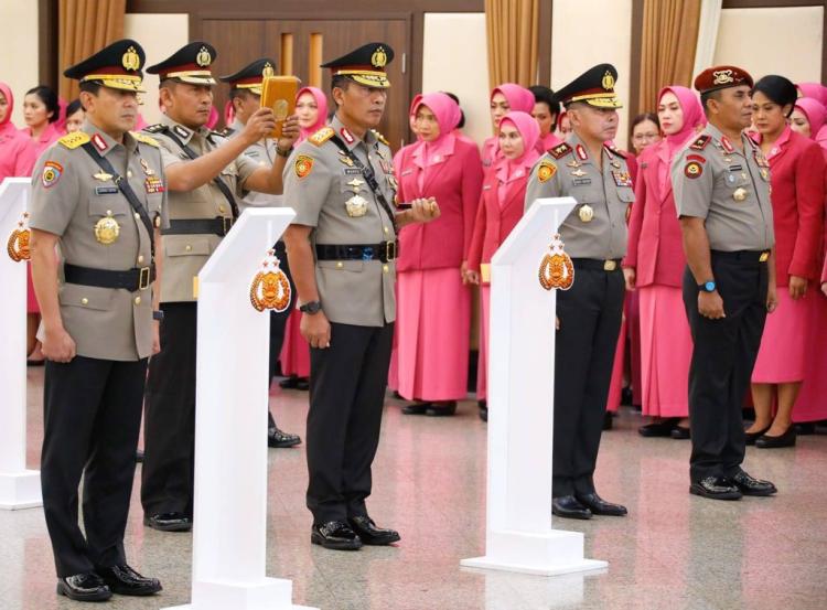 Kapolri Lantik Dua Mantan Kapolresta Barelang Karyoto dan Helmy Santika Jadi Kapolda