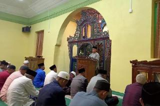 Pesan Bupati Nizar saat Tarawih Perdana Ramadan 2023