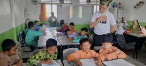 Dirjen PAUD-Dikdasmen Iwan Syahril Tinjau Penerapan Kurikulum Merdeka di SD 007 Sekupang