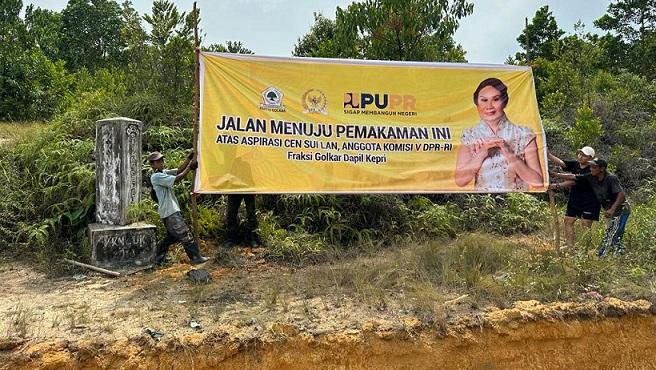Cen Sui Lan Fasilitasi Pengaspalan Jalan ke Pemakaman Senilai Rp1,7 Miliar Selesai April 2023