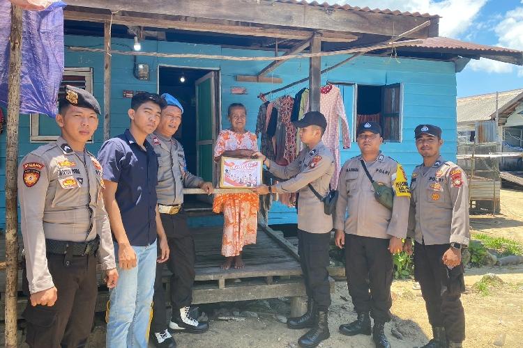 Polsek Senayang Salurkan Sembako ke Warga Terdampak Kenaikan Harga Bapokting