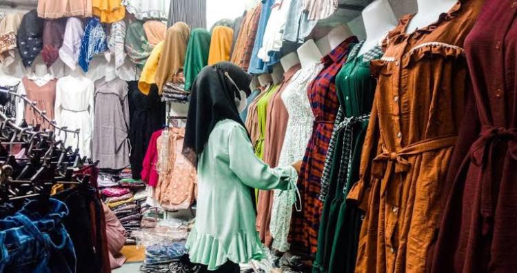 Tips Mendapatkan Baju Lebaran dengan Budget Terbatas di Batam