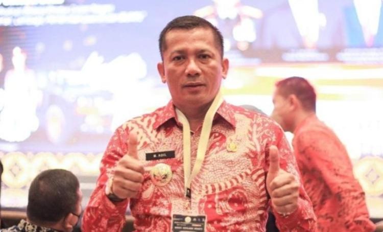 KPK Tangkap Bupati Meranti Muhammad Adil