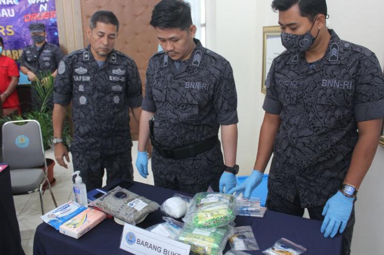 Sabu dan Ganja Hasil Tangkapan 4 Kasus di Batam Dimusnahkan BNNP
