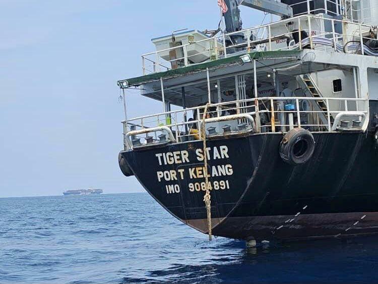 Satu Korban Hilang Kebakaran Tanker MT Tiger Star Masih Dicari