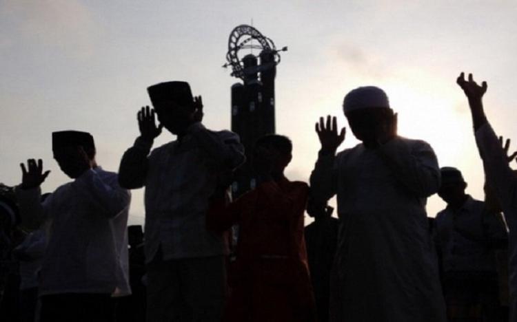 Jemaah Syattariyah di Aceh Tunaikan Salat Idulfitri Hari Ini
