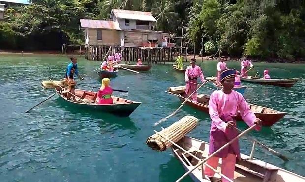Proses Perjodohan Rumit Suku Laut Lingga Sebelum Pernikahan
