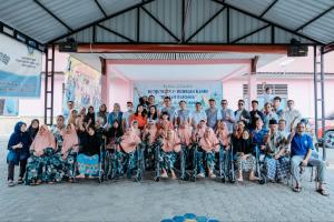 Kunjungi Panti Jompo, Asparnas Kepri Berikan Bantuan Pangan dan Kebutuhan Lansia