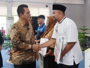 Gubernur Ansar Salurkan Bantuan Insentif Tahun Anggaran 2023 untuk Kabupaten Bintan