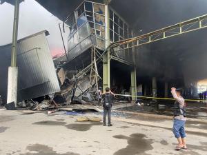 Kebakaran Plaza Botania Batam: Belasan Toko Luluh Lantak