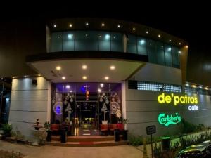 7 Kafe Tempat Nongkrong dan Asyik di Batam