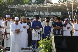 Idul Fitri 2023: Muhammad Rudi Memuji Kerukunan Masyarakat untuk Mewujudkan Batam Kota Madani