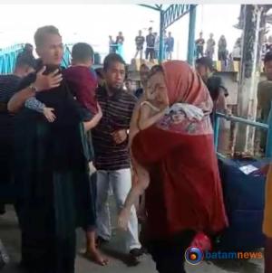 Daftar Nama-Nama Korban Selamat dari Tenggelamnya Speed Boat SB Evelyn Calisca 01 di Perairan Pulau Burung, Riau