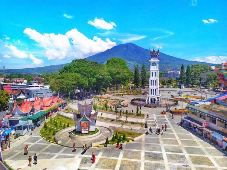 Penggerebekan Praktik Prostitusi LGBT di Bukittinggi, Tiga Pelaku Diduga Sebarkan Virus HIV ke Ribuan orang