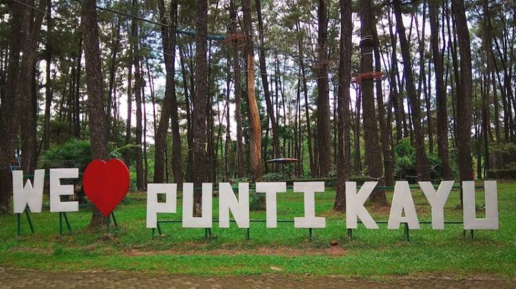 Tempat Populer di Palembang Menarik Minat Wisatawan Beserta Rating dan Ulasannya