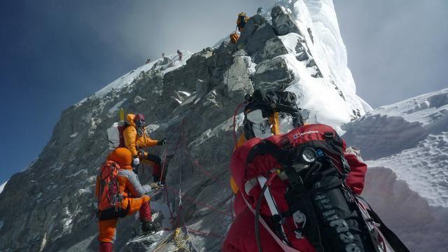 Tragedi di Gunung Everest: Seorang Pendaki Malaysia Meninggal, Satu Orang Hilang dalam Ekspedisi Everest Malaysia 2023