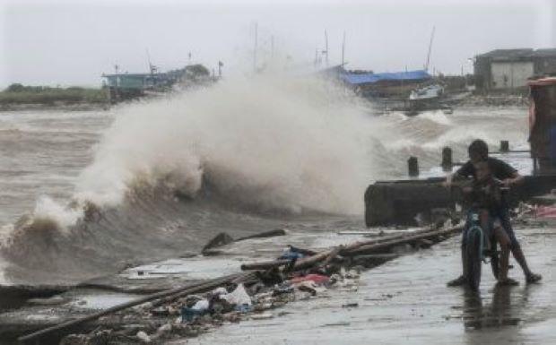 Peringatan Cuaca Ekstrem di Perairan Sekitar Batam, Rabu: Potensi Hujan Lebat dan Banjir