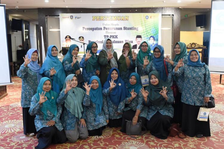 Dewi Ansar Bahas Penanganan Stunting Bareng Kader PKK Batam Wujudkan Generasi Emas