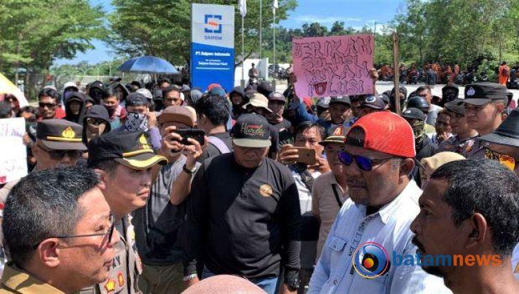 Protes Warga Pangke Barat Terhadap PT Saipem Sampai Saat Ini Belum Mendapat Kejelasan