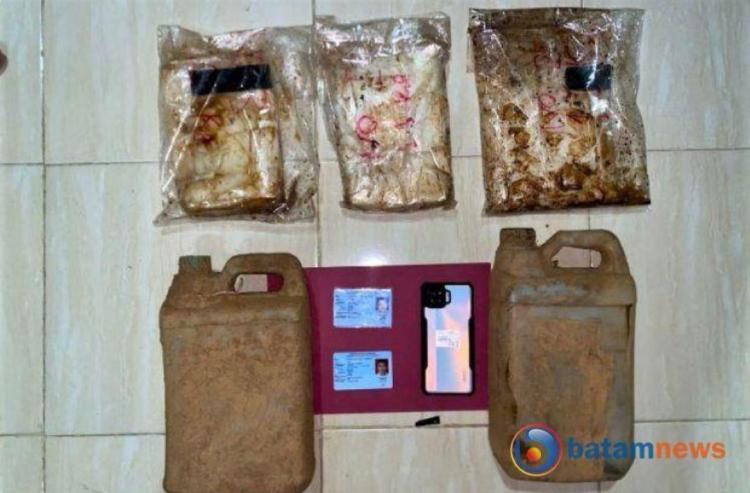 Dua Nelayan Anambas Simpan Kokain Temuan Dalam Tanah Terancam Hukuman Mati