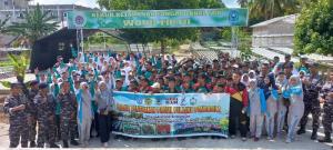 Ratusan Pelajar SMPN 2 Karimun Belajar Tanaman Hidroponik di Kebun Wonotirto Lanal TBK
