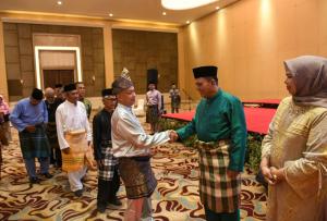 Gubernur Ansar Sambangi Bandung untuk Halalbihalal dengan Masyarakat Kepri Se-Jawa Barat