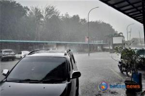 Guyuran Hujan Deras Mengakhiri Panas Ekstrem di Batam Setelah Sebulan, Ini Wilayah Terdampak
