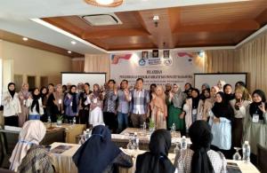 FKIP UMRAH Gelar Pelatihan Pengembangan Kreativitas Mahasiswa dengan Perkenalkan Desain Batik Maritim