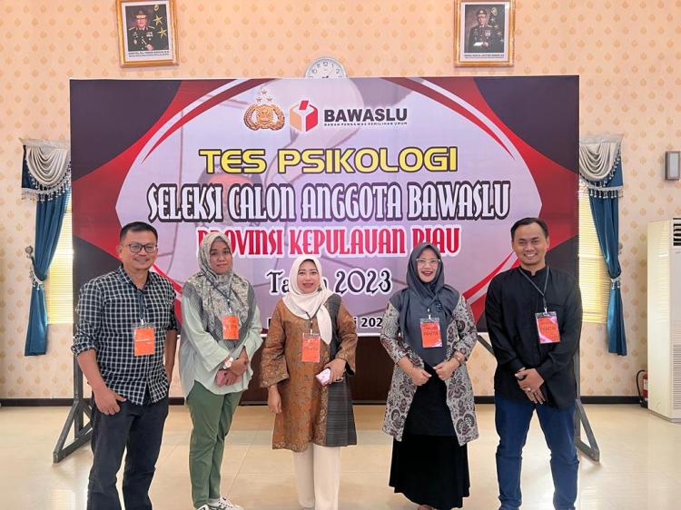 Timsel Bawaslu Umumkan nama-nama Calon Anggota Bawaslu Kepri yang Lolos Tahapan Selanjutnya