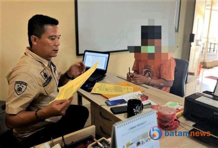 Ibu di Bintan Melaporkan Suami yang Memperkosa Anak Kandungnya