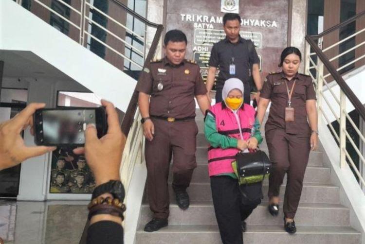 Dituntut 7 Tahun Penjara, Eks Pegawai Pegadaian Syariah Batam Sampaikan Pembelaan