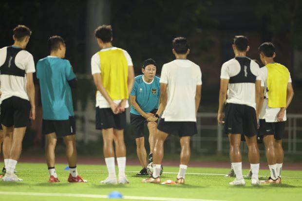 Shin Tae-yong Prioritaskan Penguatan Otot dan Fisik Pemain Timnas Indonesia Jelang Laga Palestina dan Argentina