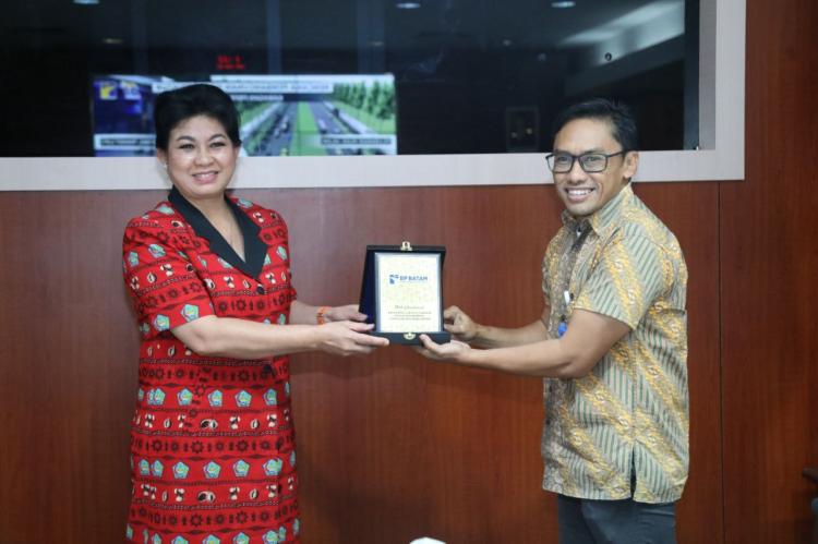 Bupati Kepulauan Siau Tagulandang Biaro Pelajari Tata Kelola Air Minum dan Limbah Batam
