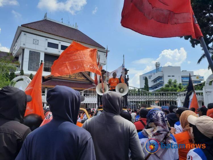 Buruh di Batam Unjuk Rasa Tuntut Proses Judisial Review Omnibuslaw