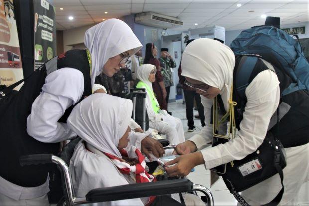 11.139 Jemaah Haji dari 30 Kloter Sudah Berangkat Menuju Tanah Suci dari Embarkasi Batam