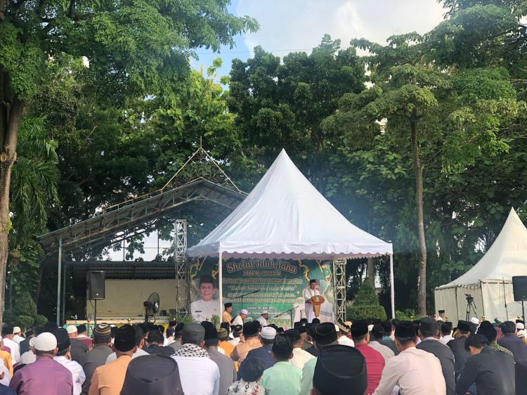 Ribuan Jamaah Sholat Idul Adha Bersama Gubernur Kepri di Lapangan Pamedan Tanjungpinang