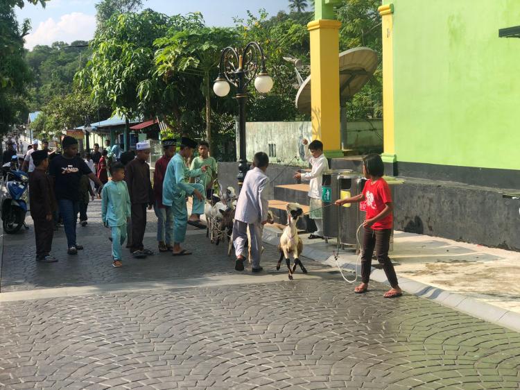 Semaraknya Kemeriahan Masyarakat Pulau Penyengat Rayakan Idul Adha