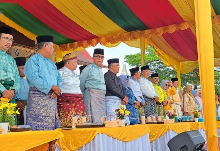 Bupati Natuna Hadiri Acara Pawai Ta